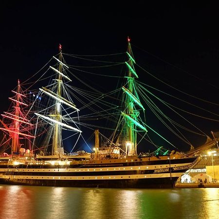 Japandi, Appartamento Zona Porto Mediceo ลีวอร์โน ภายนอก รูปภาพ